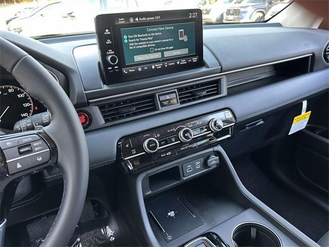 new 2025 Honda Pilot car, priced at $44,063