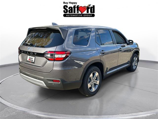 new 2025 Honda Pilot car, priced at $44,063