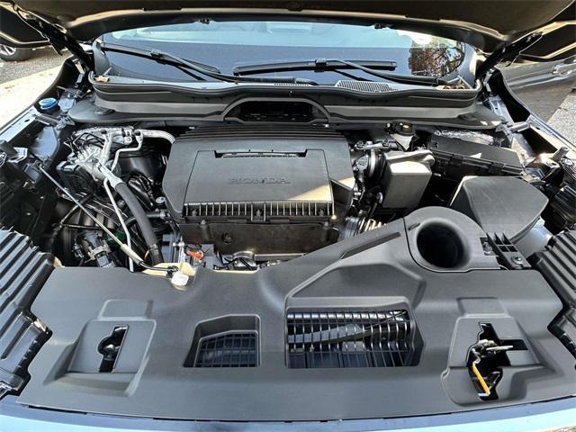 new 2025 Honda Pilot car, priced at $44,063