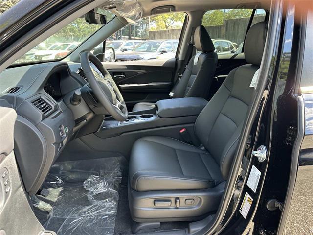 new 2025 Honda Ridgeline car, priced at $40,060