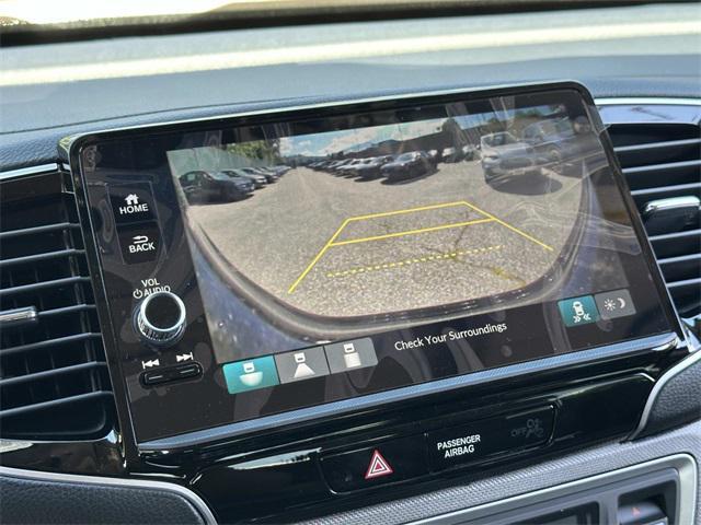 new 2025 Honda Ridgeline car, priced at $40,060