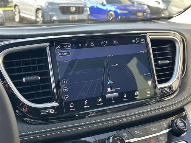 used 2023 Chrysler Pacifica car, priced at $28,750