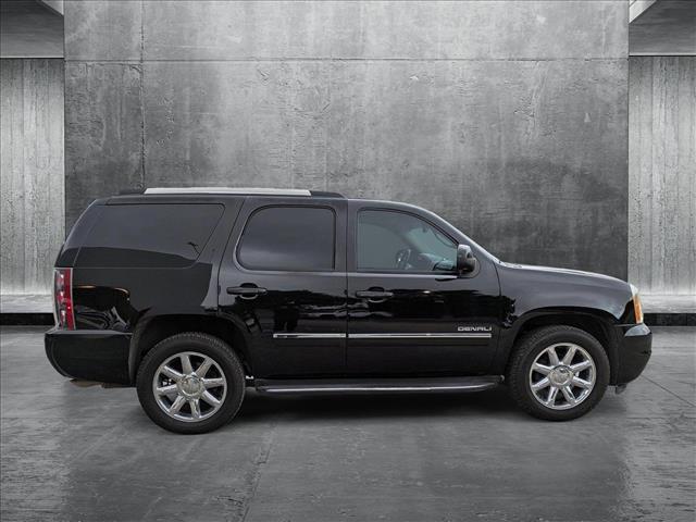 used 2013 GMC Yukon car, priced at $14,995