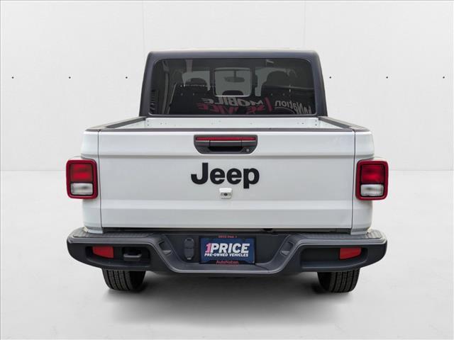 used 2023 Jeep Gladiator car, priced at $29,202