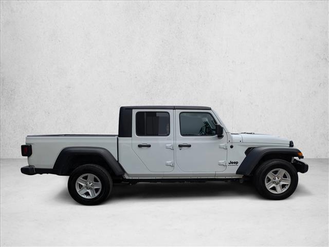 used 2023 Jeep Gladiator car, priced at $29,202