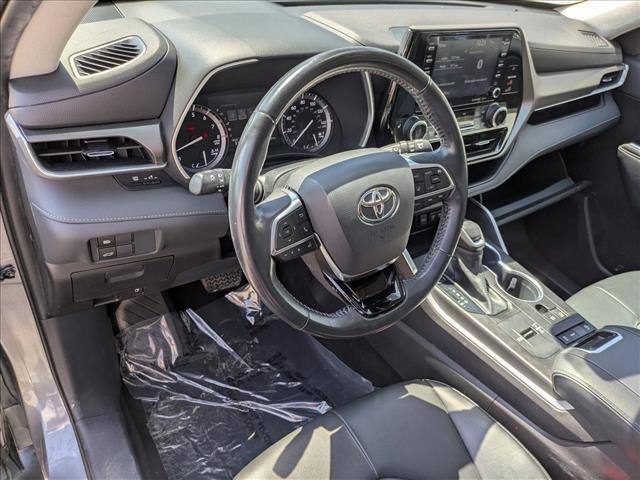 used 2021 Toyota Highlander car, priced at $26,497