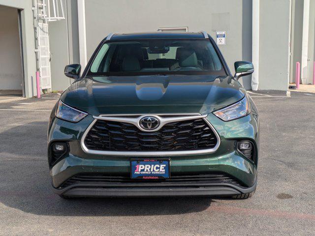 used 2024 Toyota Highlander car, priced at $42,270