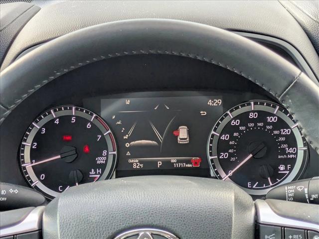 used 2024 Toyota Highlander car, priced at $40,995