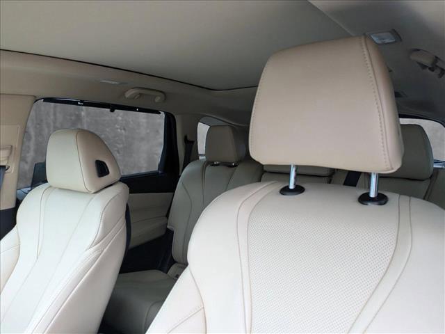 used 2023 Acura MDX car, priced at $43,995