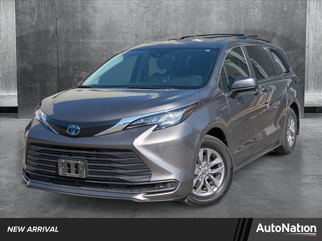used 2022 Toyota Sienna car, priced at $35,990