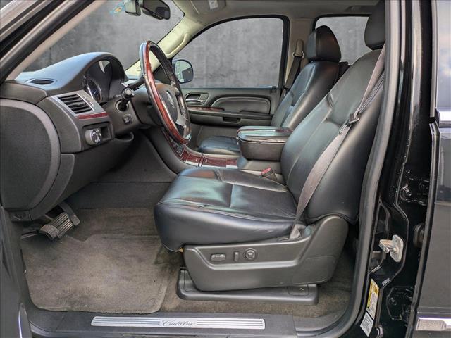 used 2009 Cadillac Escalade car, priced at $10,598