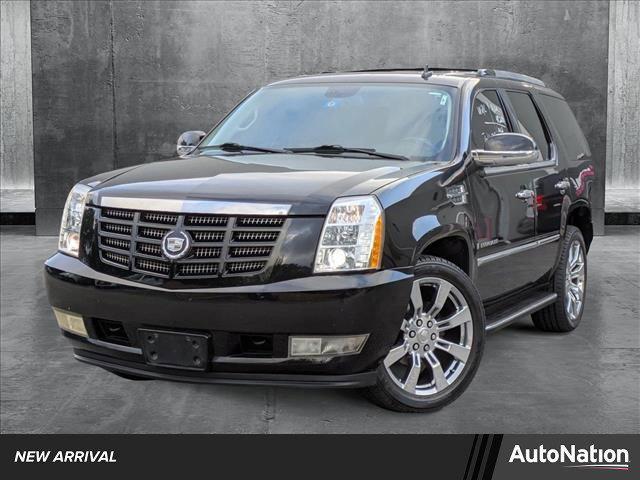 used 2009 Cadillac Escalade car, priced at $10,598