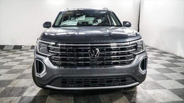 new 2025 Volkswagen Atlas car, priced at $42,052