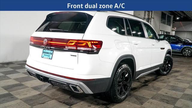 new 2025 Volkswagen Atlas car, priced at $44,040