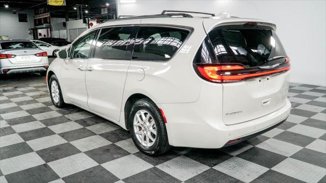 used 2021 Chrysler Pacifica car, priced at $19,498