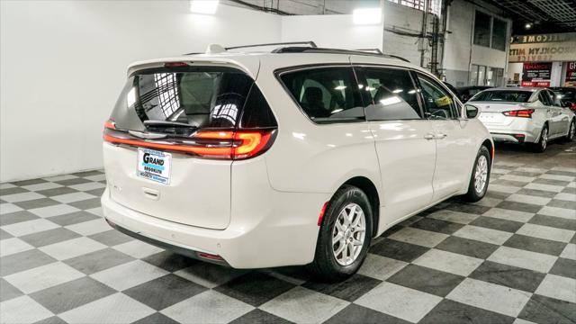 used 2021 Chrysler Pacifica car, priced at $20,508