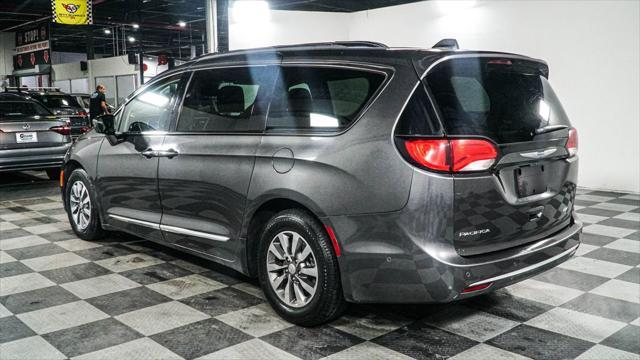 used 2019 Chrysler Pacifica car, priced at $19,544