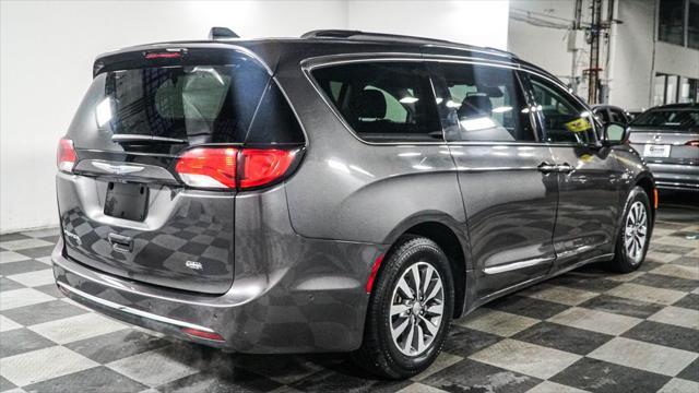 used 2019 Chrysler Pacifica car, priced at $19,544