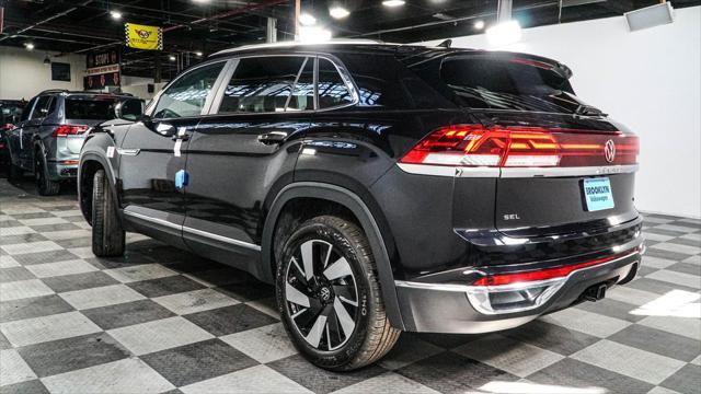 new 2024 Volkswagen Atlas Cross Sport car, priced at $45,808