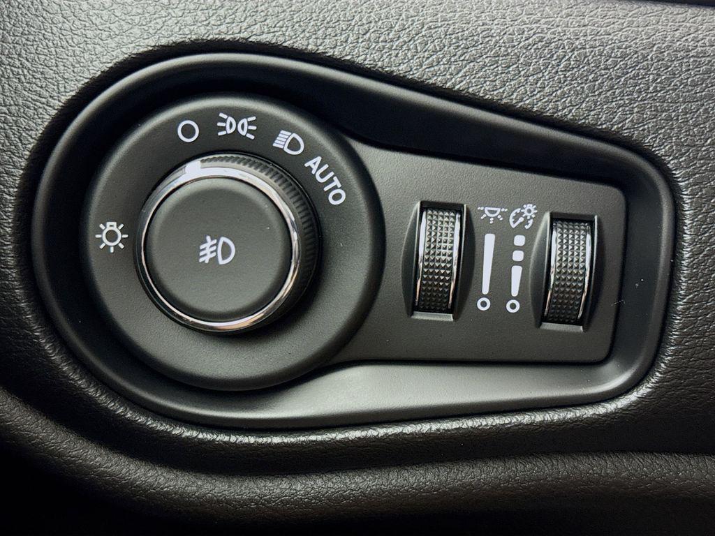 used 2018 Jeep Renegade car, priced at $13,770