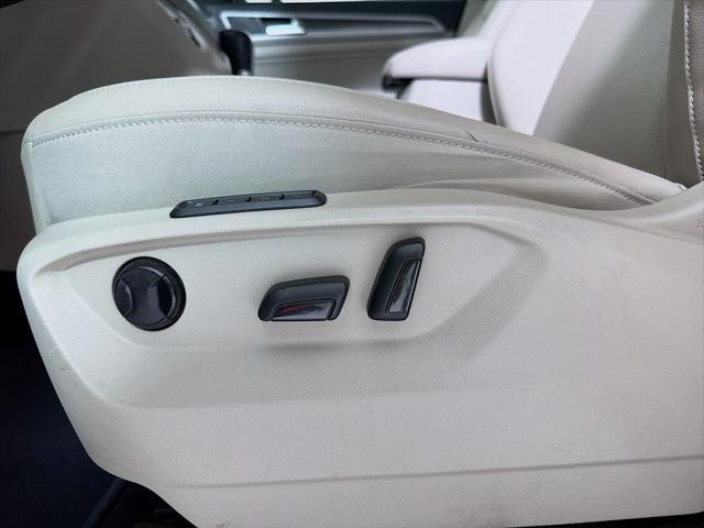used 2019 Volkswagen Atlas car, priced at $25,025