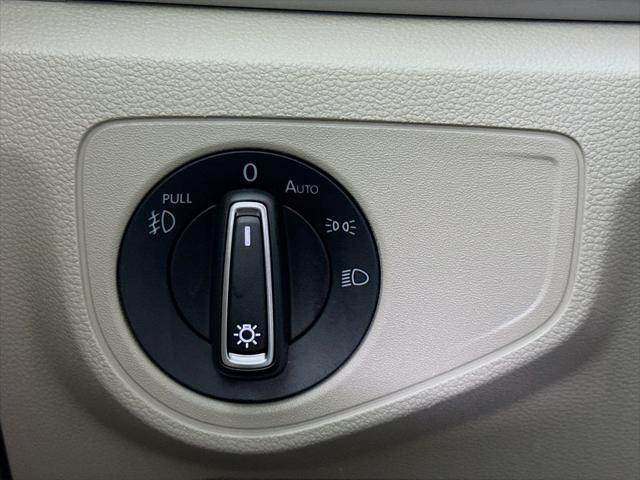 used 2019 Volkswagen Atlas car, priced at $25,025