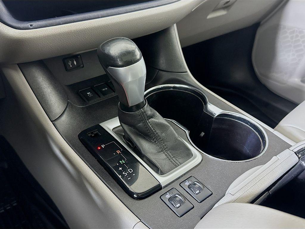 used 2015 Toyota Highlander car, priced at $20,988