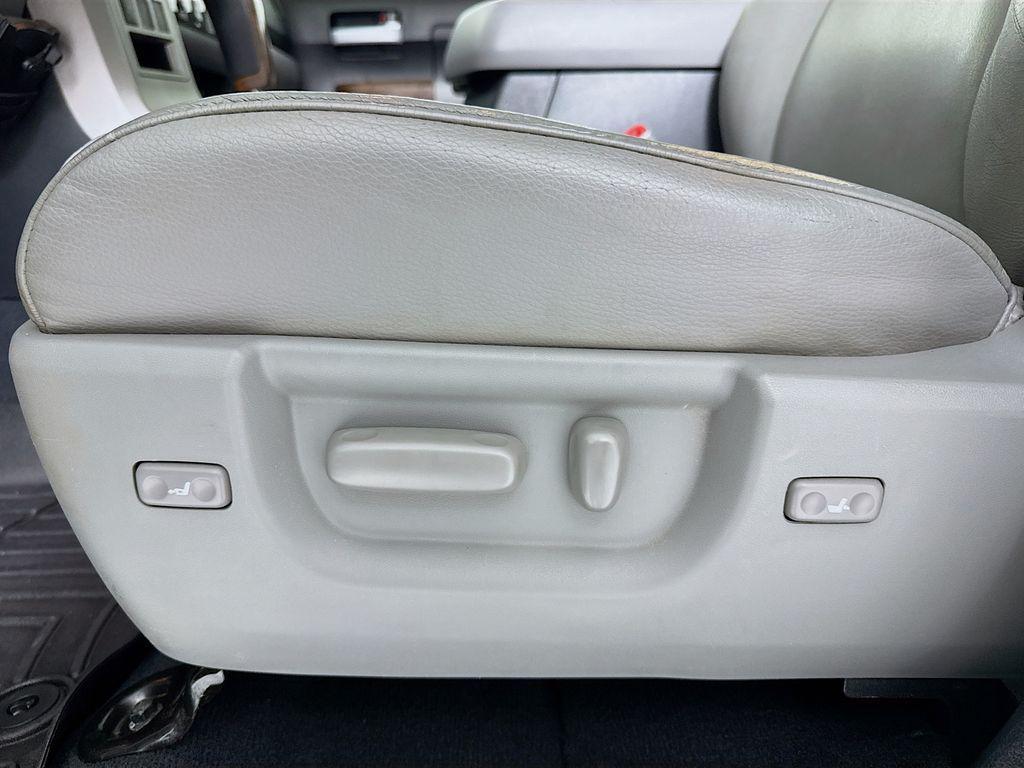 used 2013 Toyota Tundra car, priced at $30,784