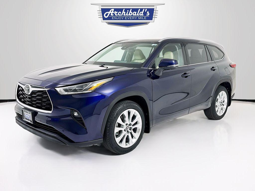 used 2021 Toyota Highlander car, priced at $38,770