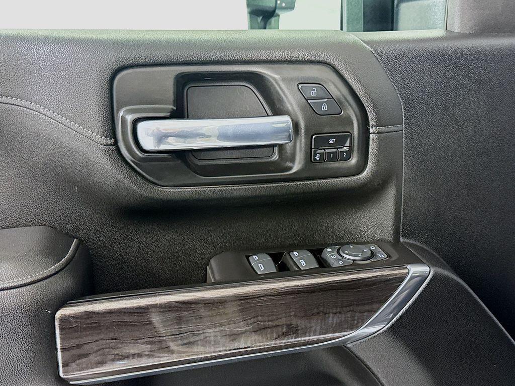 used 2021 Chevrolet Silverado 2500 car, priced at $59,426