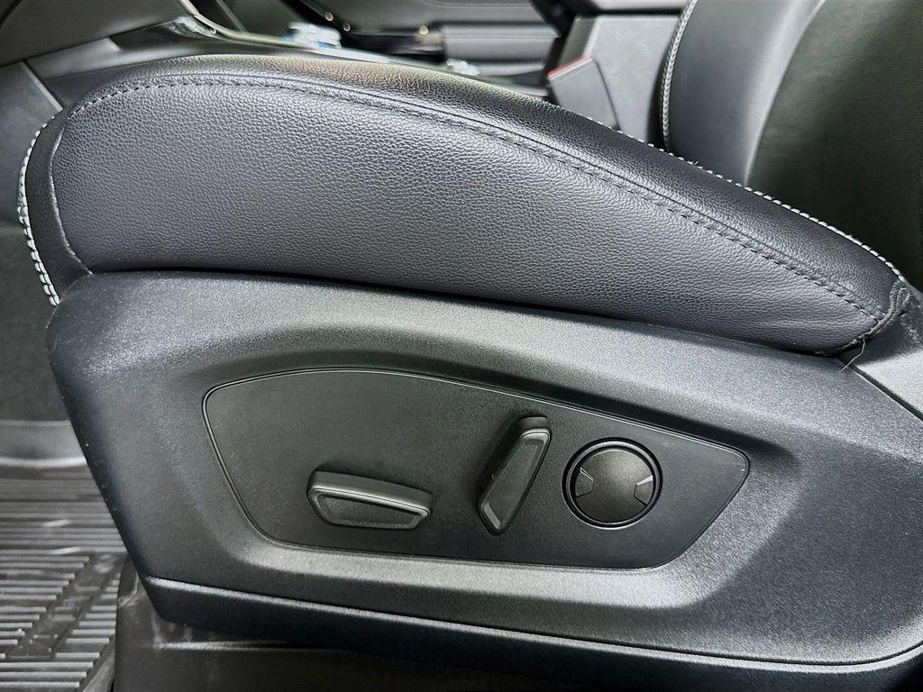 used 2022 Ford Explorer car, priced at $40,999