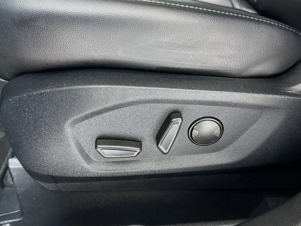 used 2021 Ford Edge car, priced at $22,336