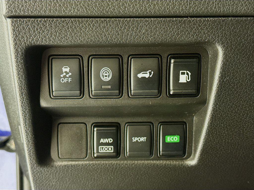 used 2020 Nissan Rogue car, priced at $18,988