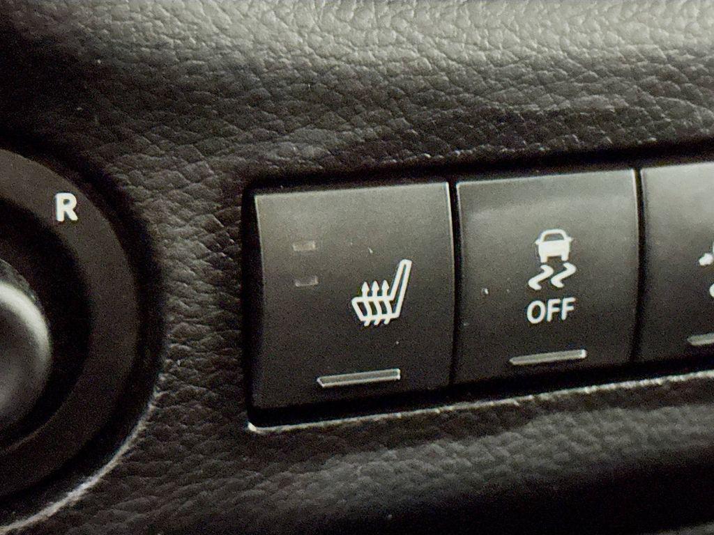 used 2013 Jeep Wrangler Unlimited car, priced at $19,994