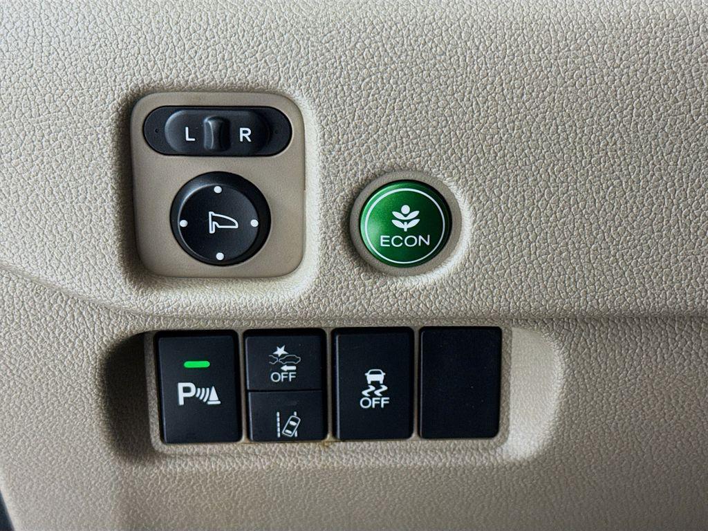 used 2019 Honda Pilot car, priced at $25,042