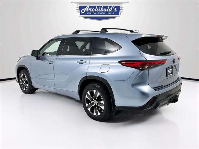 used 2021 Toyota Highlander car, priced at $34,777