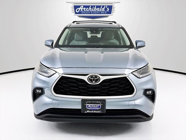 used 2021 Toyota Highlander car, priced at $34,777