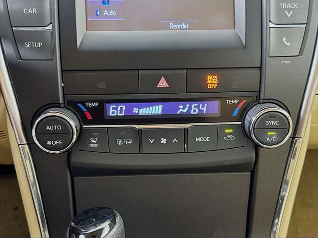 used 2016 Toyota Camry Hybrid car, priced at $14,538
