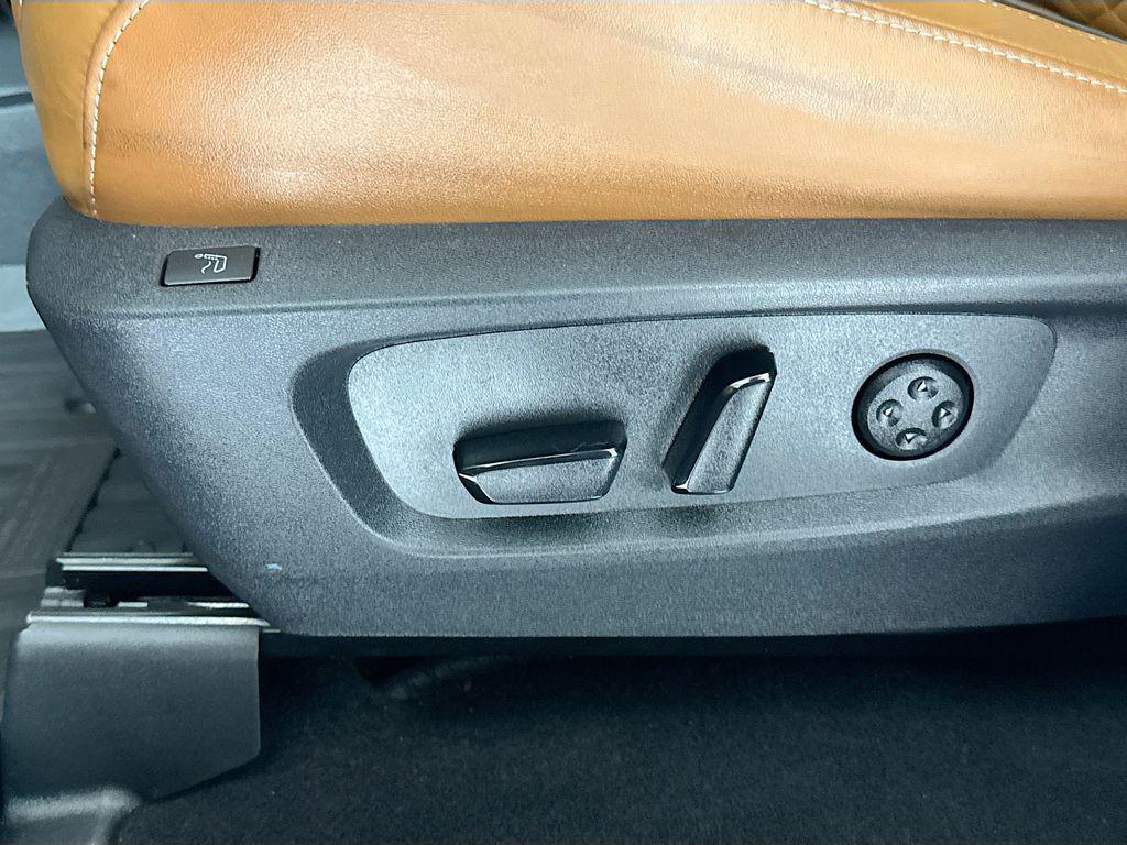 used 2023 INFINITI QX60 car, priced at $46,885