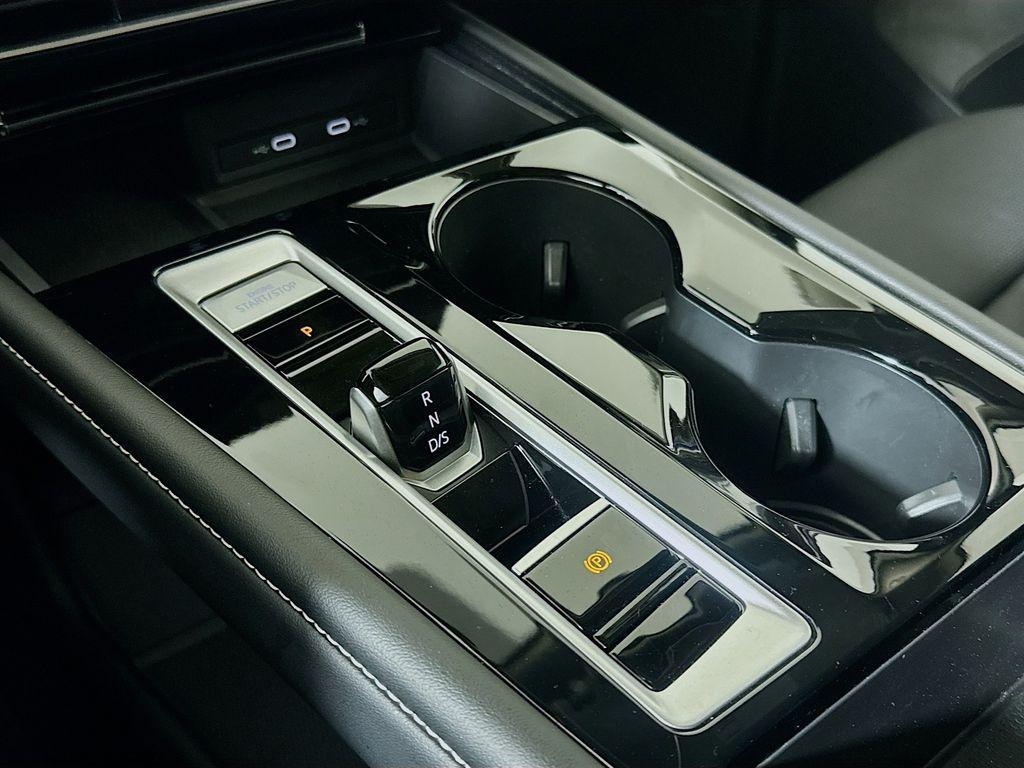 used 2024 Volkswagen Atlas car, priced at $29,716