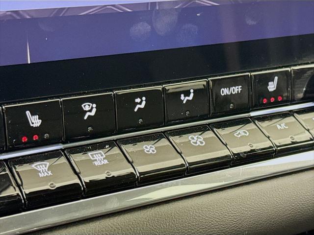 used 2024 GMC Canyon car, priced at $41,055