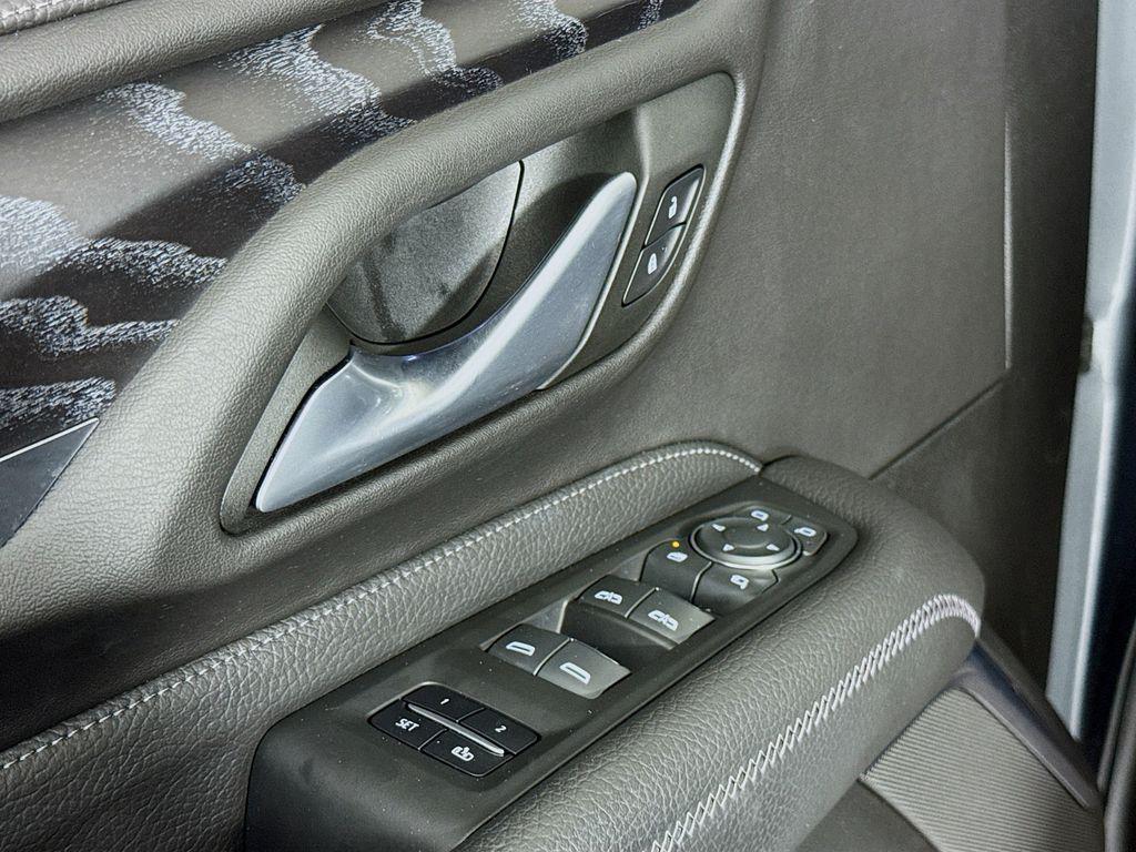 used 2022 GMC Yukon XL car, priced at $61,779