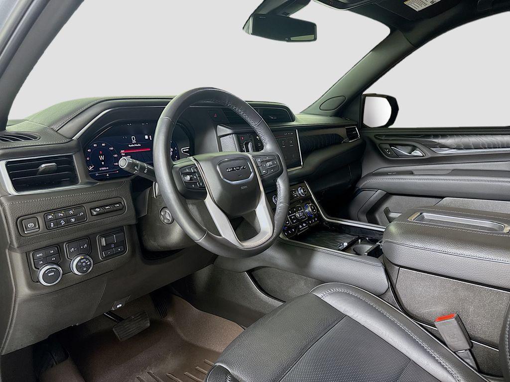 used 2022 GMC Yukon XL car, priced at $61,779
