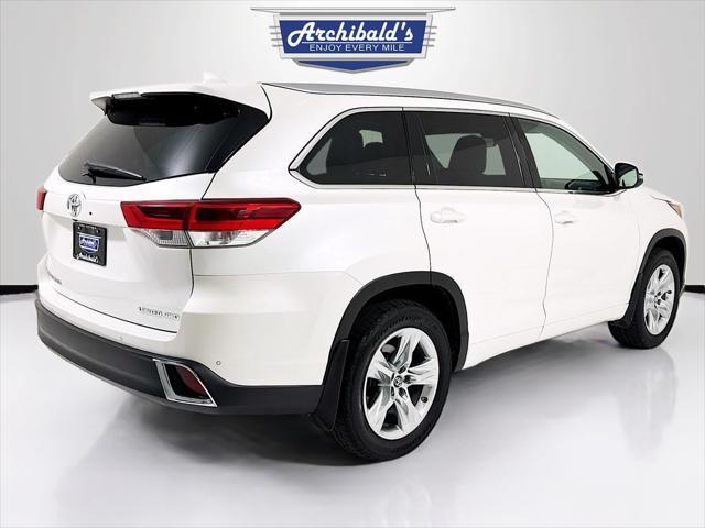 used 2018 Toyota Highlander car, priced at $30,106