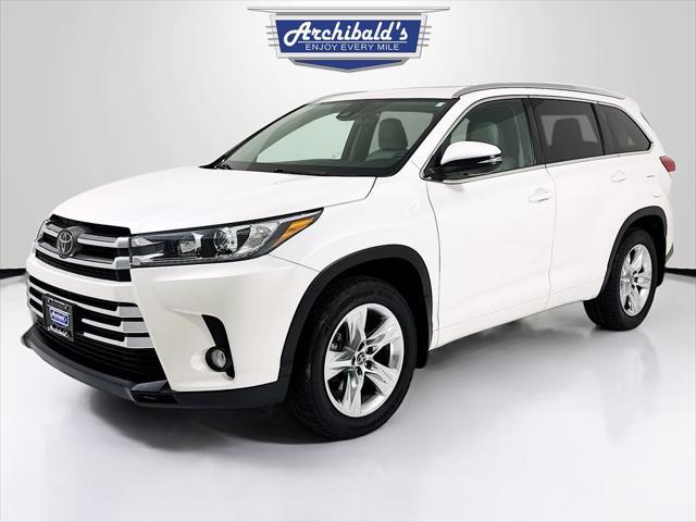 used 2018 Toyota Highlander car, priced at $30,106