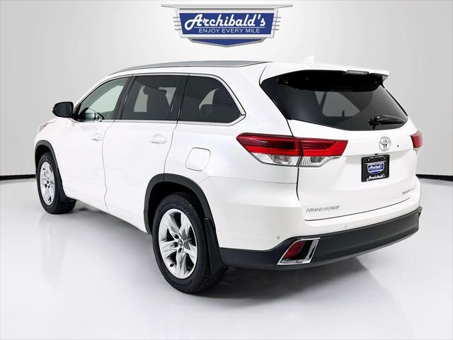 used 2018 Toyota Highlander car, priced at $30,106