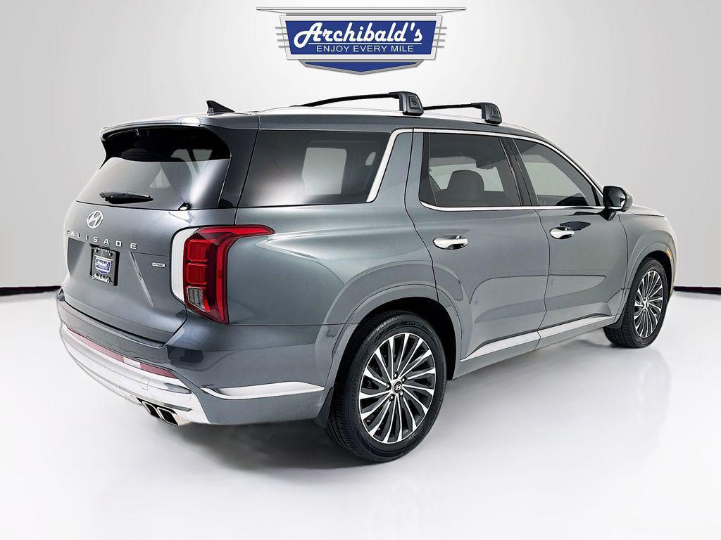 used 2023 Hyundai Palisade car, priced at $39,567