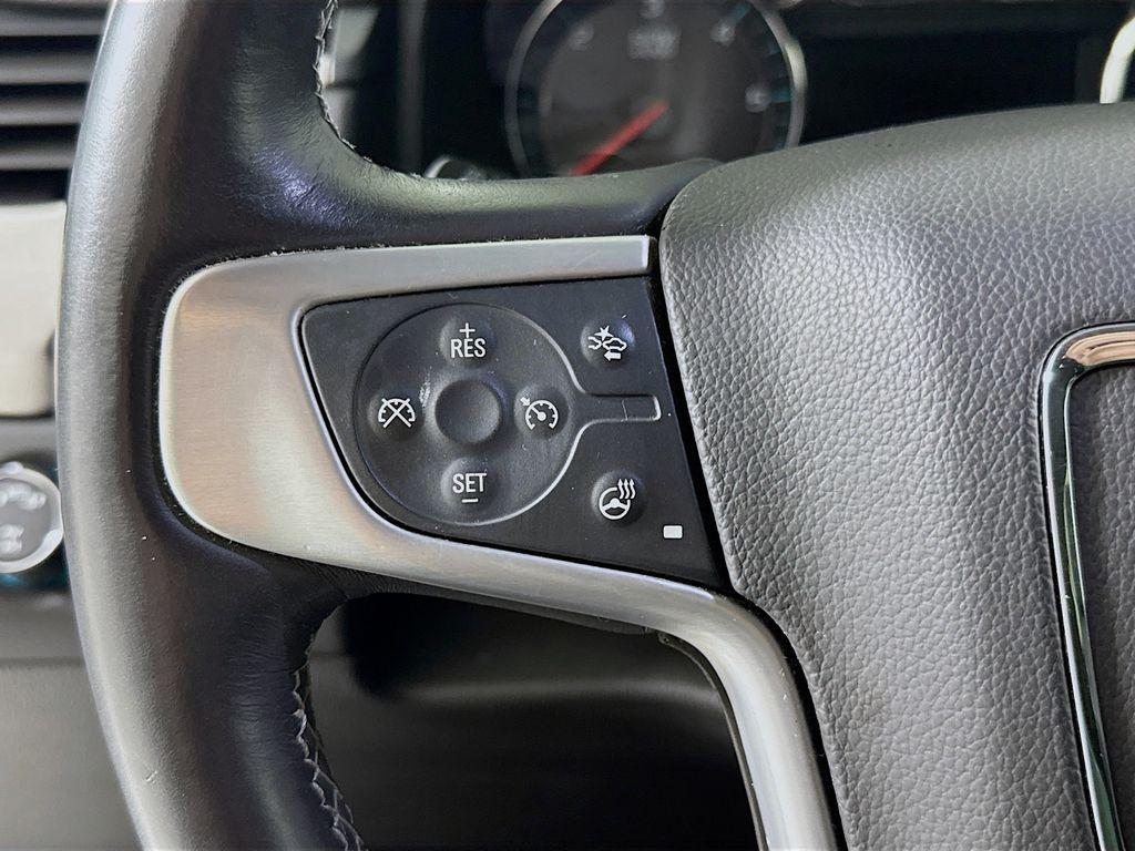 used 2017 GMC Yukon car, priced at $23,989