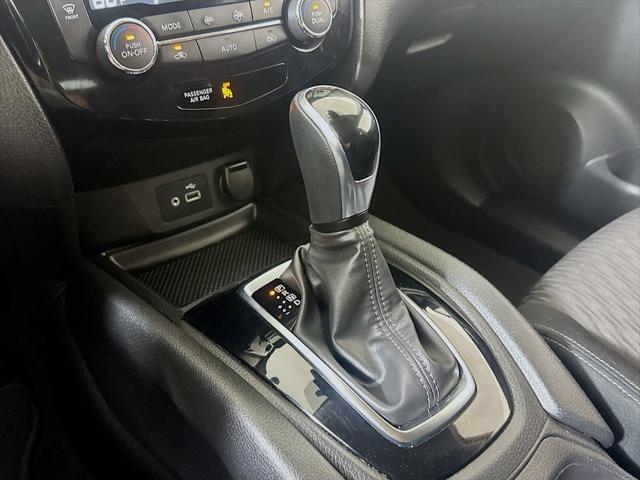 used 2019 Nissan Rogue car, priced at $17,770