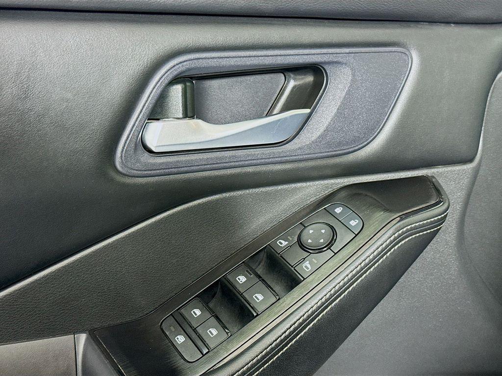 used 2024 Nissan Rogue car, priced at $22,538